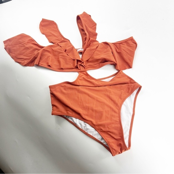 ✅ CUPSHE BURNT ORANGE ONE PIECE WITH RUFFLE SIZE MEDIUM - Picture 1 of 5